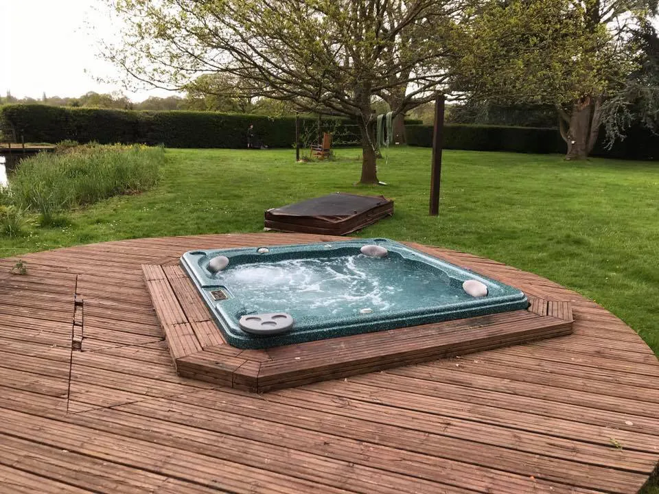 pool